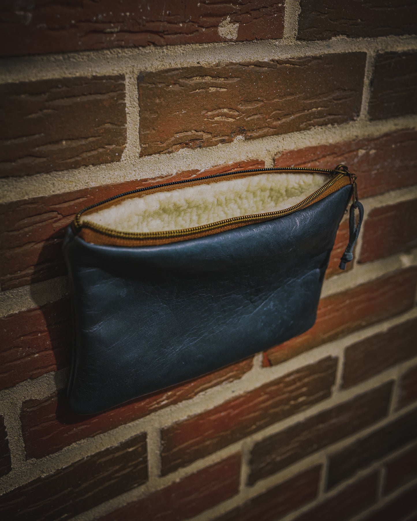 DIZZLER POUCH