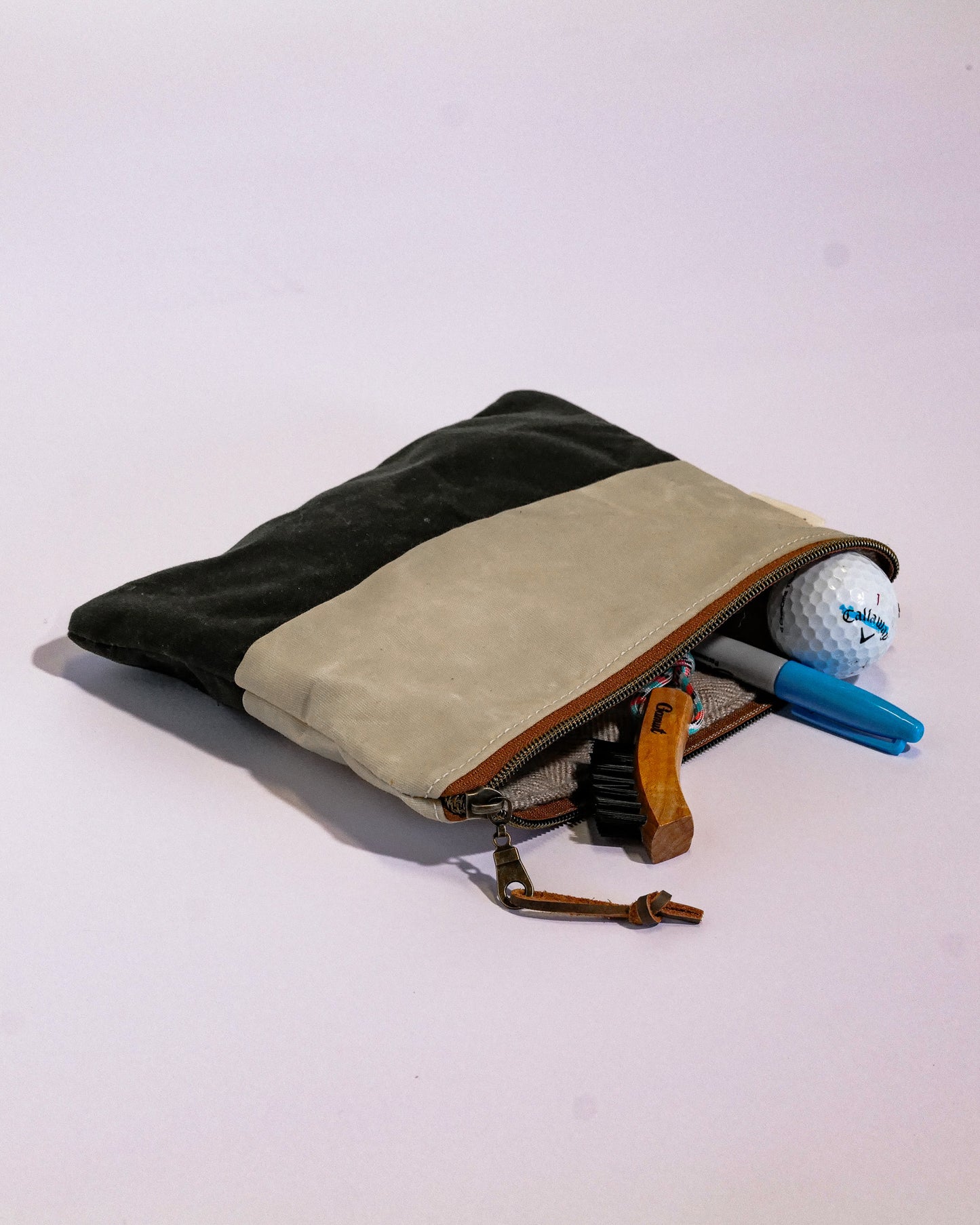 CHAIN GANG POUCH