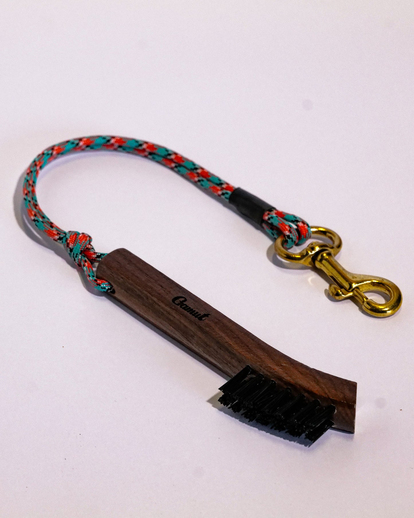 CHAIN GANG CLUB BRUSH