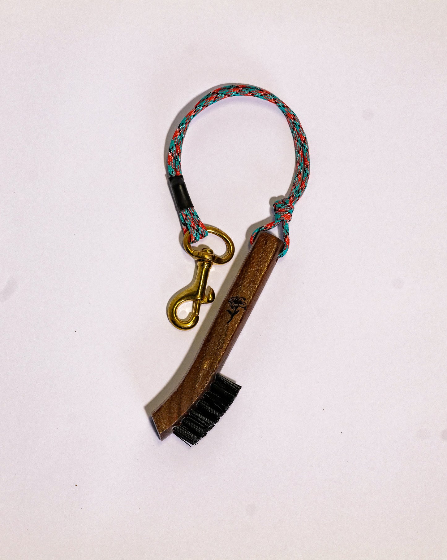 CHAIN GANG CLUB BRUSH