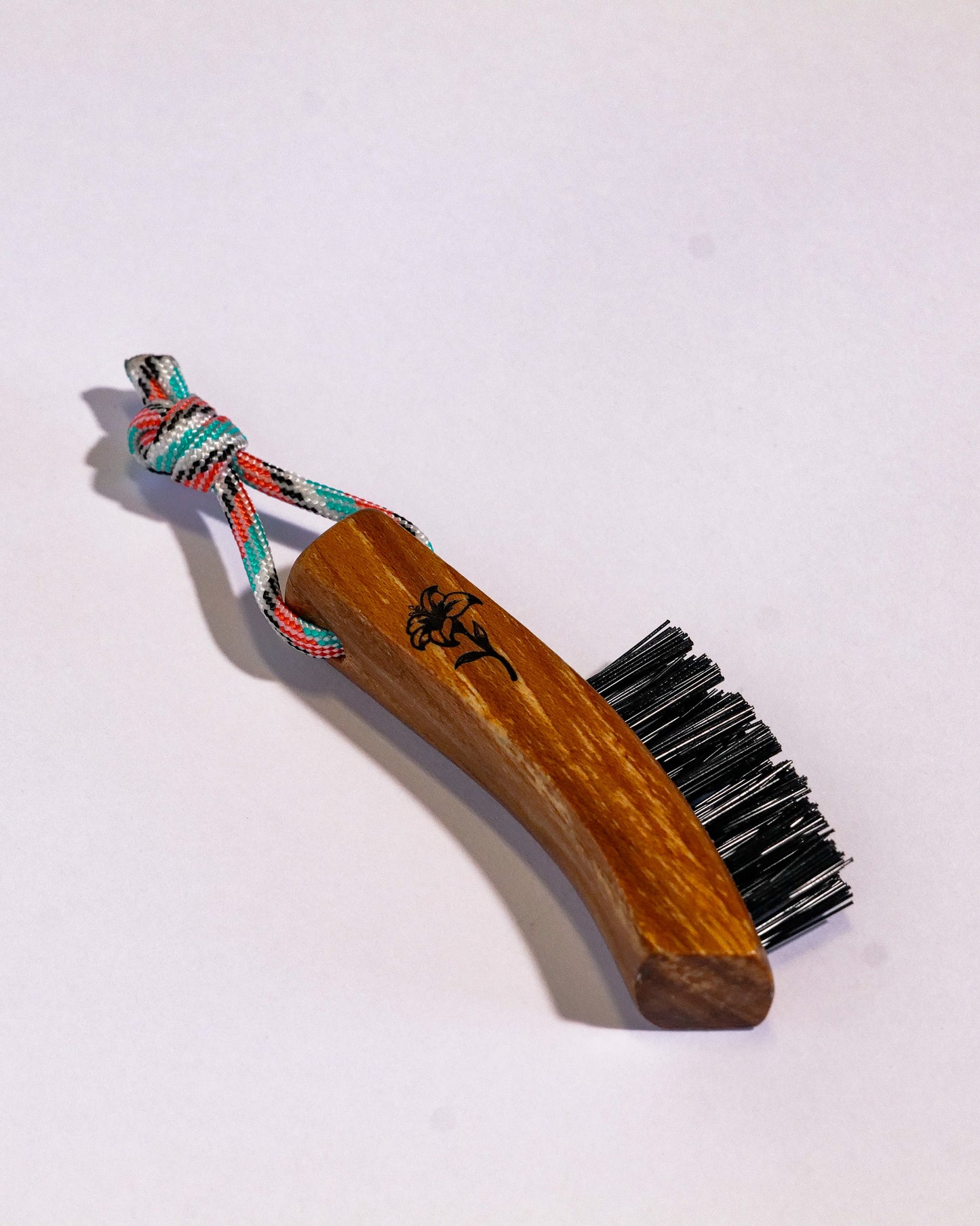 CHAIN GANG POCKET BRUSH